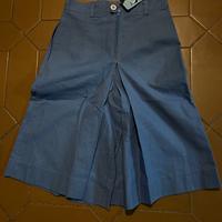 Gonna al ginocchio nuova.