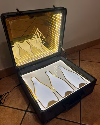 Valigetta ARMAND DE BRIGNAC luminous 3 bottiglie