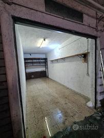 Box Auto Garage Magazzino Autorimessa
