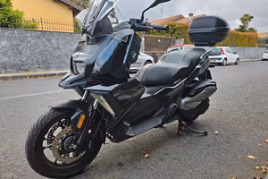 BMW C400x black pari al nuovo