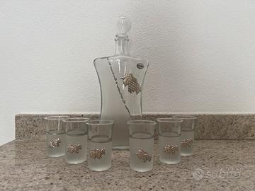 Set Bottiglia e 6 bicchierini da amaro/digestivo