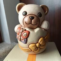 Teddy che esce dall' uovo thun