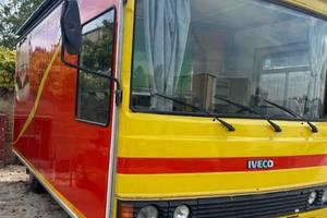 Food truck ristrutturato