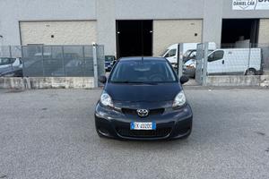 Toyota Aygo 1.0 12V VVT-i 5 porte Now Connect