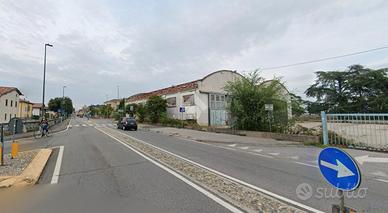 NEGOZIO A CARPENEDOLO