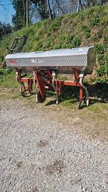 spandi concime 4 fille 