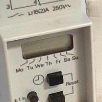 SIEMENS TIMER DIGITALE 7LF36140A