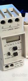 SIEMENS TIMER DIGITALE 7LF36140A