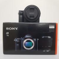 Mirrorless Sony A 7 II + 28-70MM FE 3.5-5.6 usato