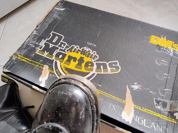 Dr Martens anfibi scarpe 