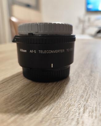 NIKON TELECONVERTER  tc-17EII 1.7X