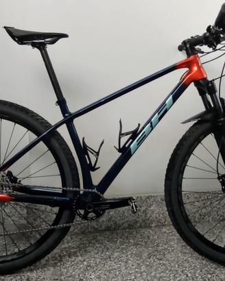 Mountain bike BH carbon 29`