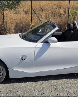 BMW Z4 2.2 E85 Roadster