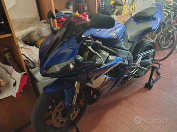 Yamaha YZF R1 - 2006