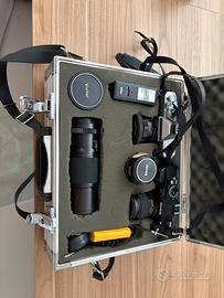Kit Konica 2 Reflex 4 obbiettivi Flash valigia