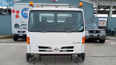 Cabina nissan truck atleon usato