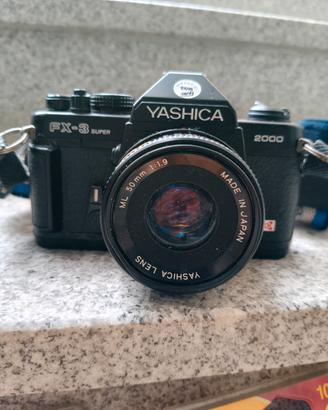 Reflex Yashica FX-3 super 2000, 