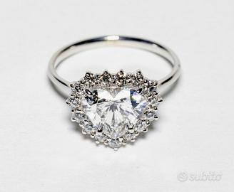 Anello Diamante Cuore 2.79 ct IGI E VS1 Oro Bianco