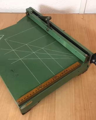 Taglierina / Taglia Carte/ Taglia Cartone, Markin