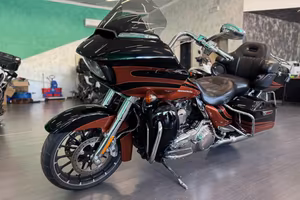HARLEY-DAVIDSON CVO Road Glide Limited Impianto Bo