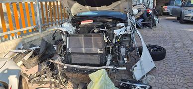 BMW320d xdrive 2021 Msport incidentata 127000km