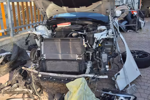 BMW320d xdrive 2021 Msport incidentata 127000km
