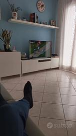 Mobili TV con mensola