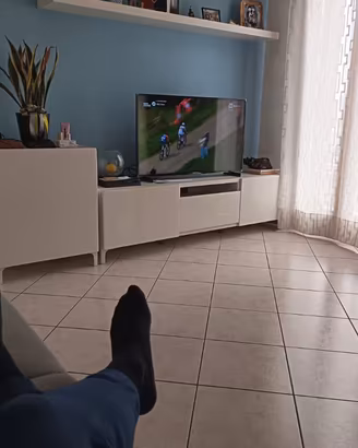 Mobili TV con mensola