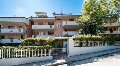 Duplex Vista Mare con Terrazzo, Garage e Taverna