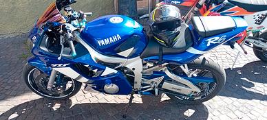 Yamaha r6