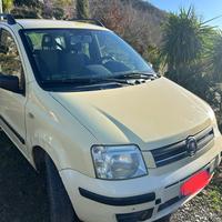 Vedo fiat panda