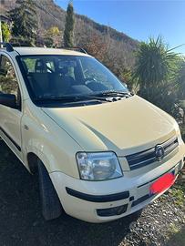 Vedo fiat panda