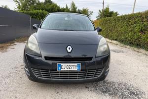 Renault Scenic Scénic 1.4 TCe Luxe, 7 posti