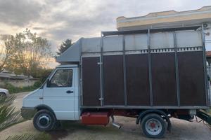 Camion Iveco 35/12 Turbo - Trasporto cavalli