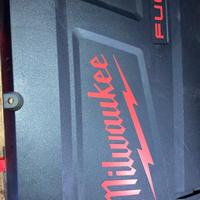 Smerigliatrice milwaukee fuel