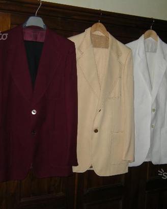 Vestiti completi maschili in stile classico (n.4)