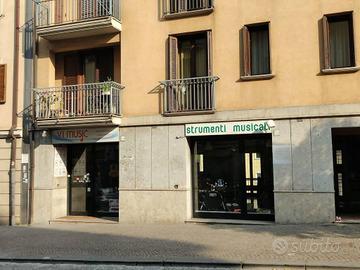 Immobile di 180 m² con 4 locali a Avellino