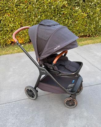 passeggino NUNA TRIV next,