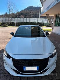 Peugeot e208 GT 136 cv
