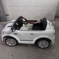 Auto elettrica da corsa bambini