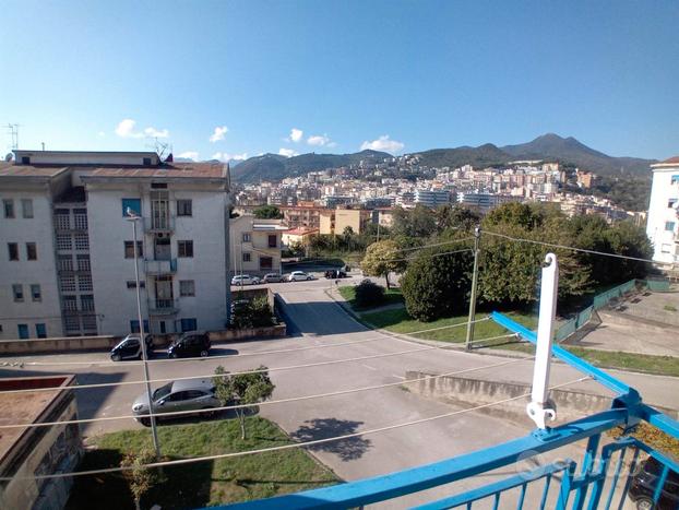 Salerno-Zona Irno-95 mq