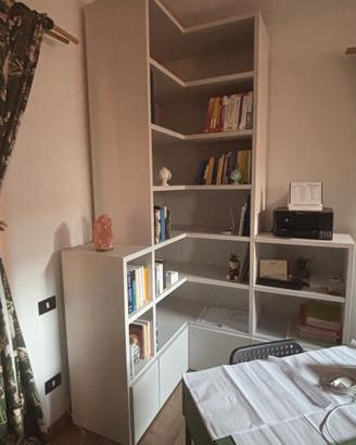 Libreria ad angolo - NUOVA