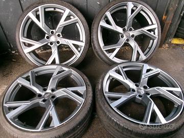 cerchi in lega audi 5x112 da 22 pollici audi Q8 AU
