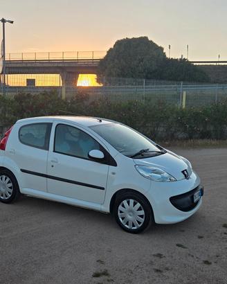 Peugeot 107 1.0 5 porte airdream Perfect