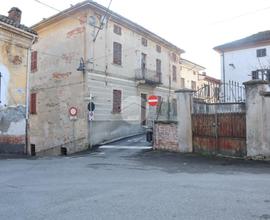 CASA SEMINDIPENDENTE A PIETRA MARAZZI