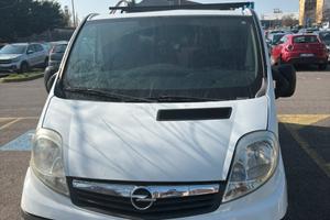 Opel vivaro 2 serie