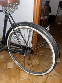 Bici d’epoca da passeggio, marca Bianchi per uomo