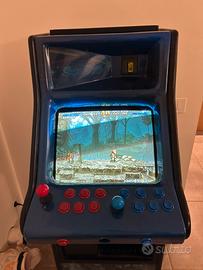 Cabinato arcade