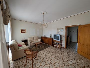 Appartamento via Nino Bixio, Mesagne