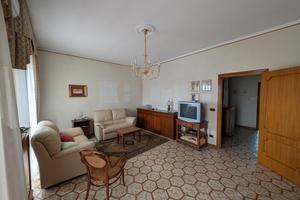 Appartamento via Nino Bixio, Mesagne